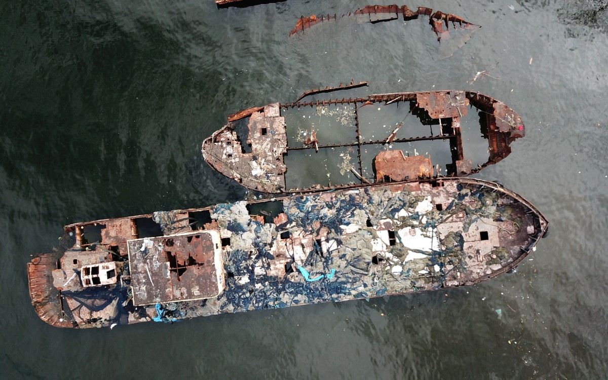 Alertan sobre ‘inminente desastre ambiental’ en Brasil por cementerio de barcos