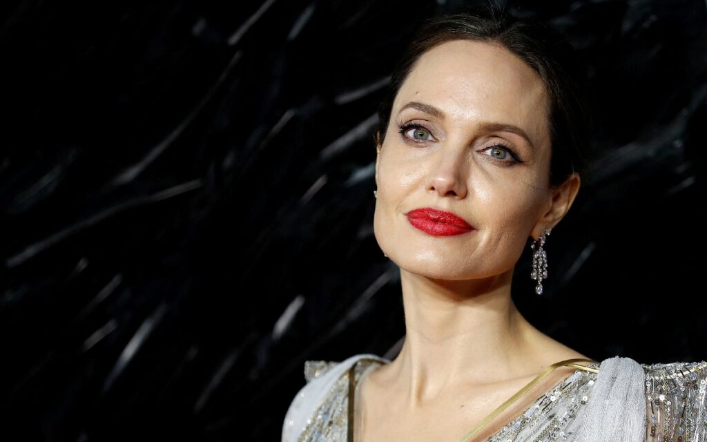 Angelina Jolie se despide de la ACNUR tras 21 años