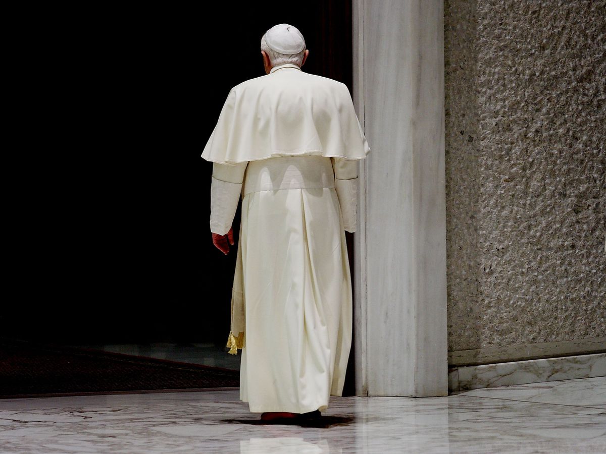 Benedicto XVI: una década de retiro perturbado por la sombra de los escándalos de abusos