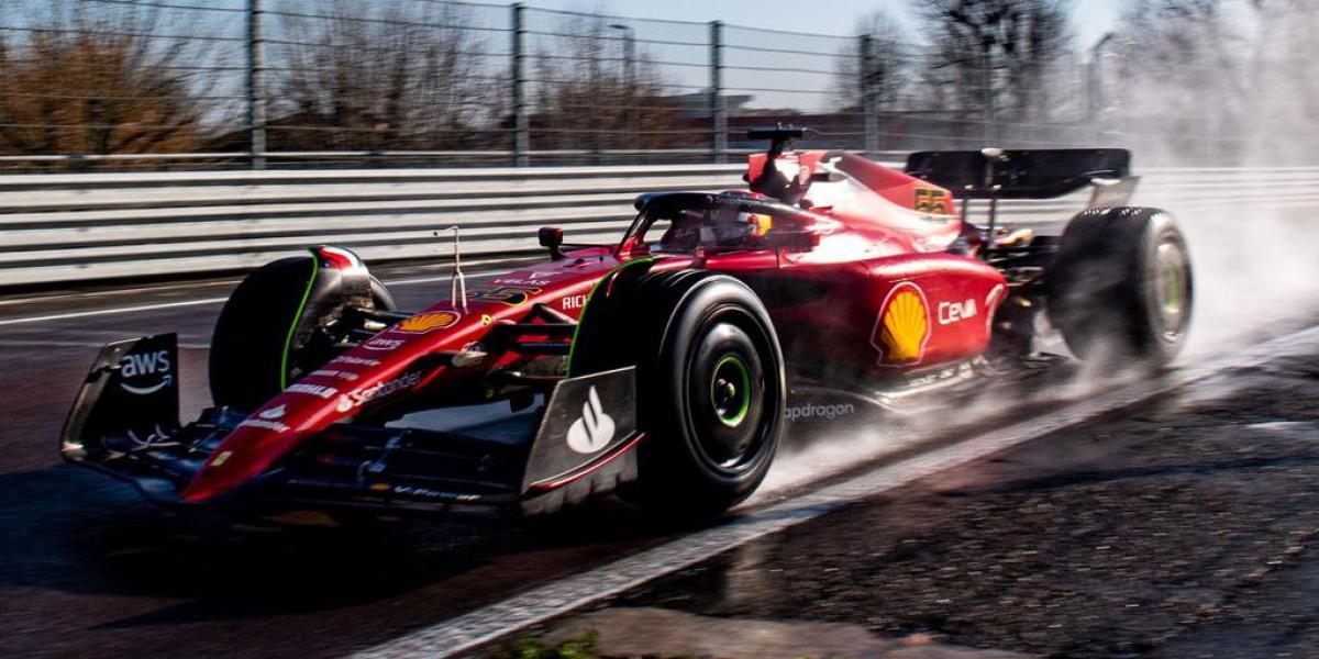 Carlos Sainz, de test Pirelli en pleno España-Marruecos
