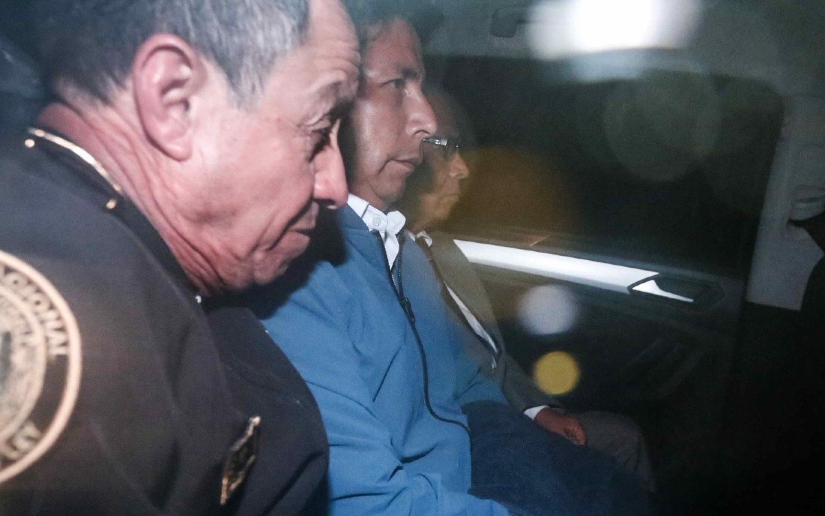 Castillo se dirigía a la embajada de México cuando fue detenido por su propia escolta