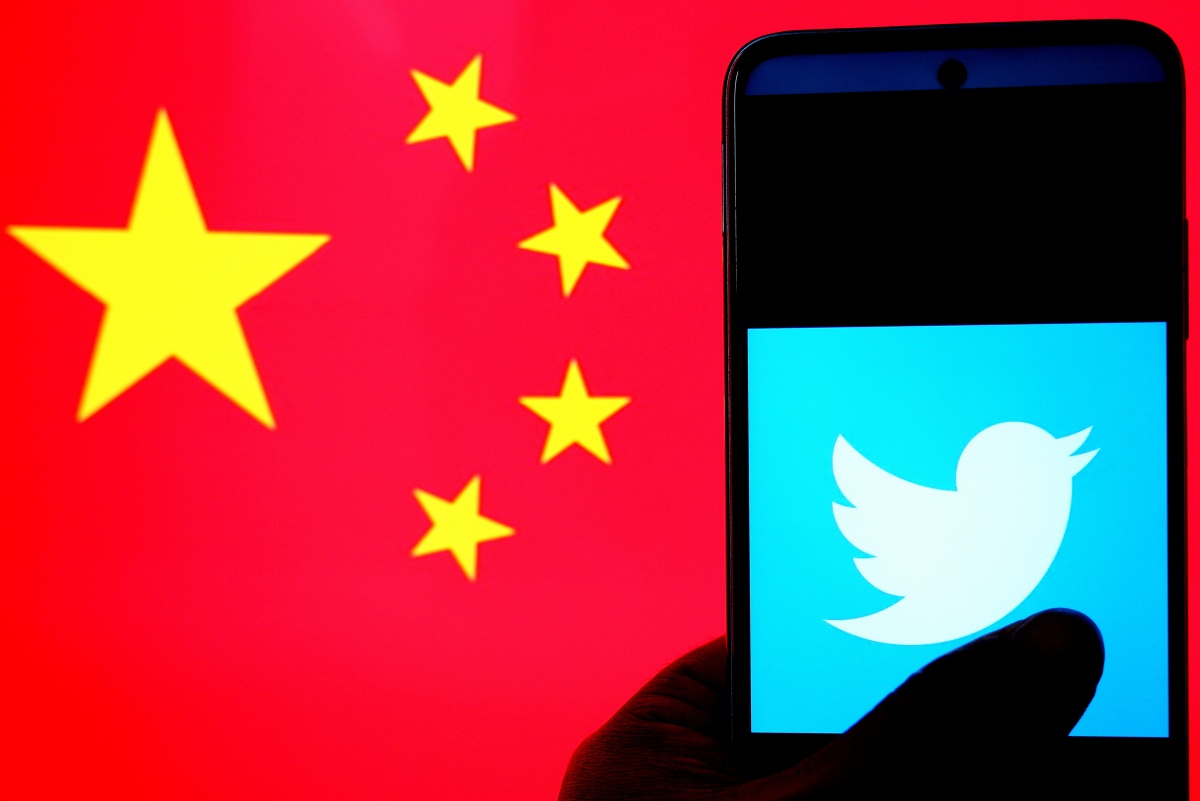 Censura, bloqueos, prohibiciones arbitrarias: Twitter se está convirtiendo en la China de las redes sociales