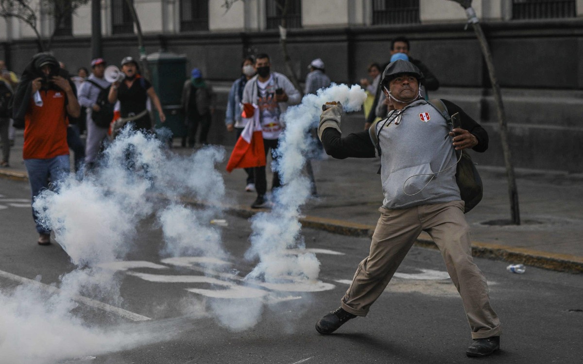 Congreso de Perú rechaza adelantar elecciones a diciembre 2023