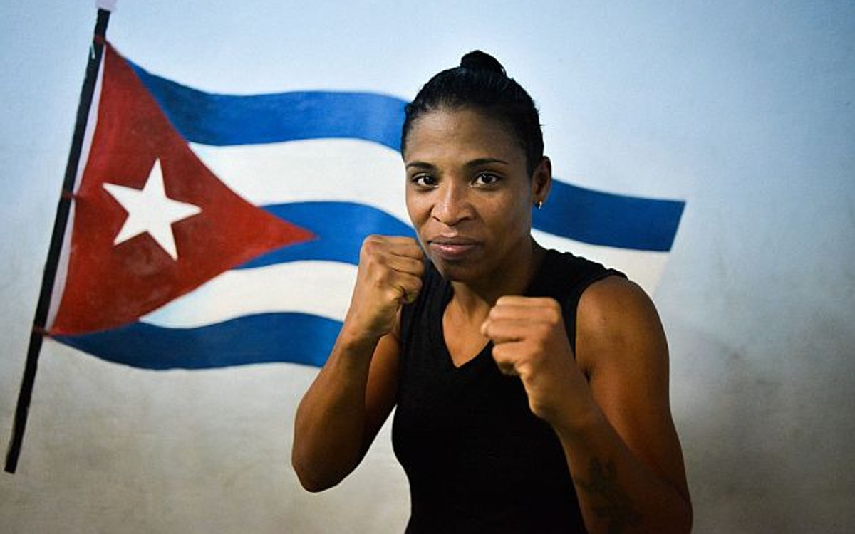 Cuba aprueba que las mujeres regresen al ring tras décadas de prohibición al boxeo femenil
