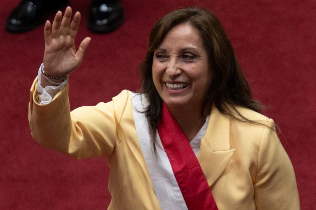 Dina Boluarte, primera presidenta de Perú