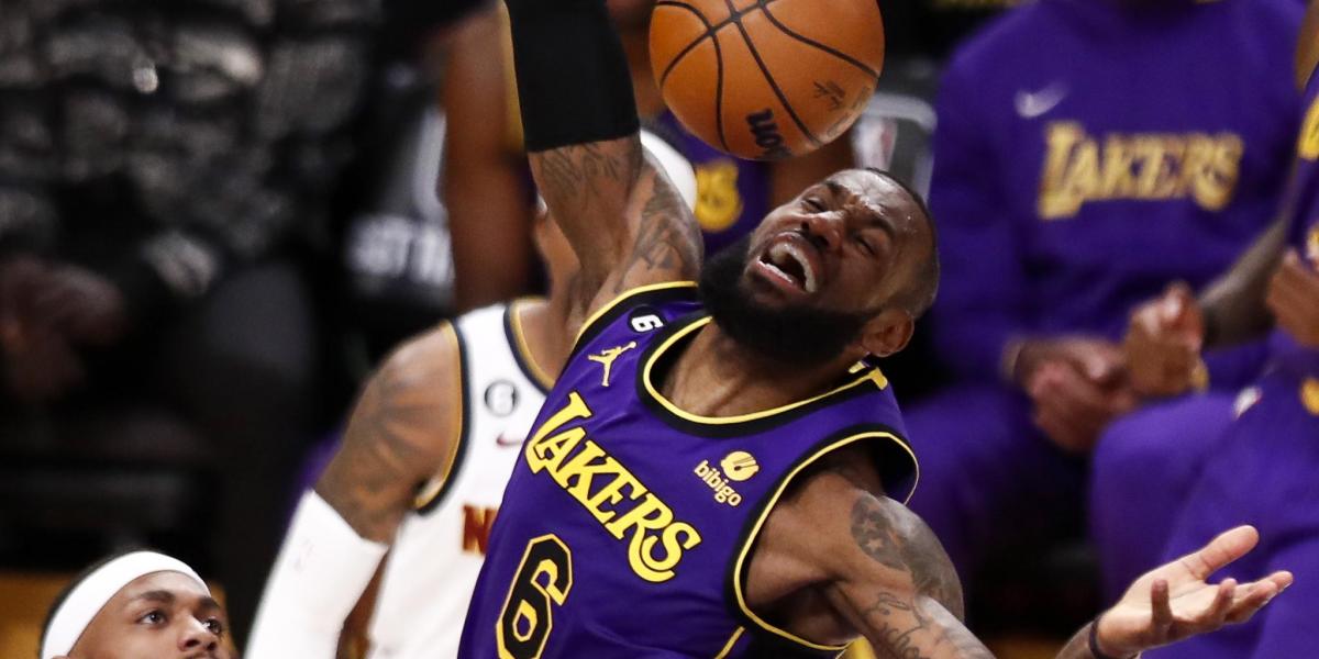 El 'viejo' LeBron y el nuevo Westbrook dan un triunfo que les puede salir caro a los Lakers