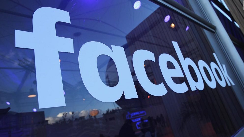 Facebook busca aliados contra las violaciones de privacidad