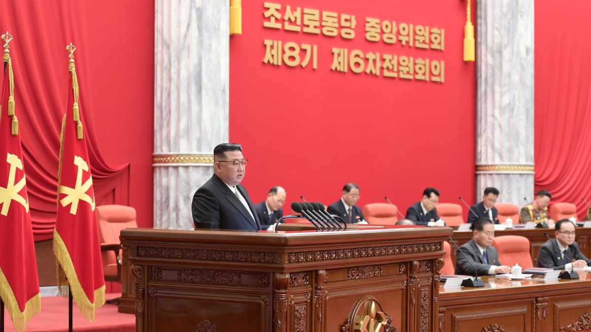 Kim Jong-un fija nuevas metas para autodefensa de Corea del Norte
