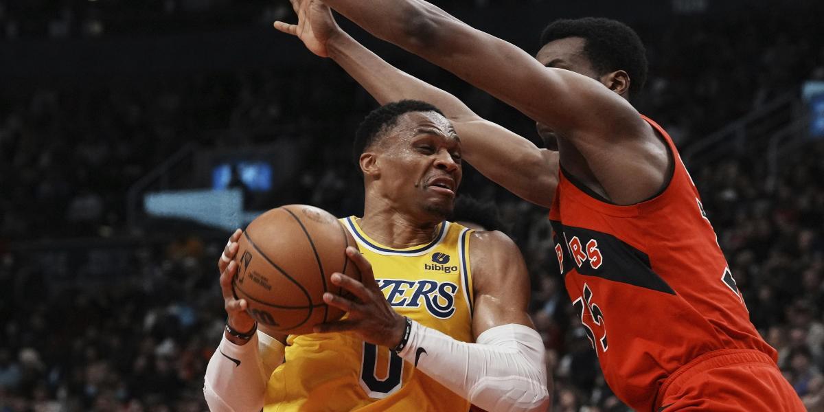 Los Lakers dejan claro en Toronto que no son nada sin LeBron ni Davis