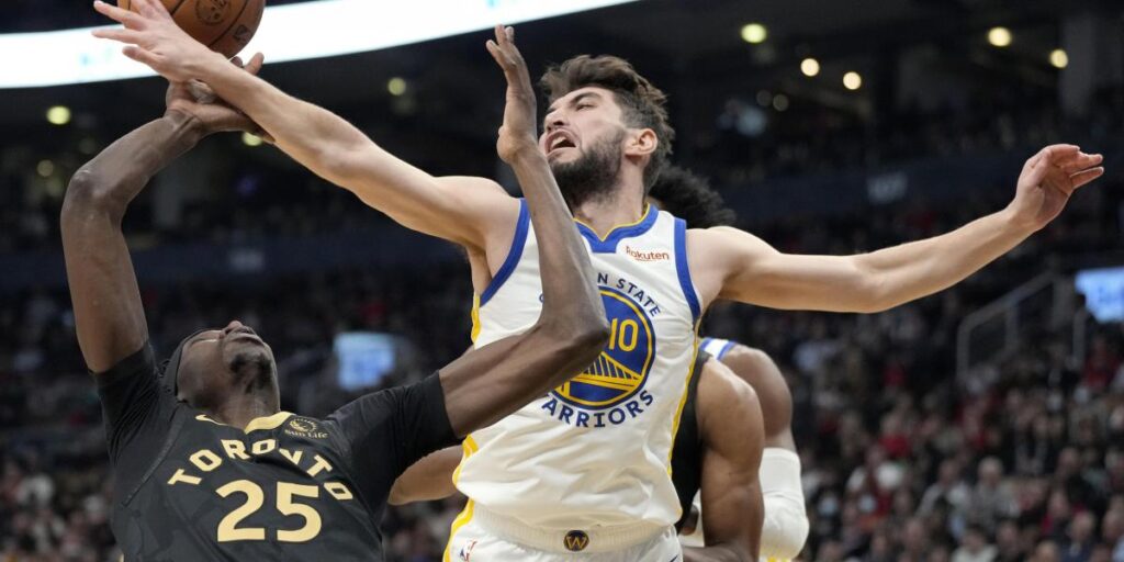 Los Warriors dan con una alineación inédita en la NBA: solo números binarios