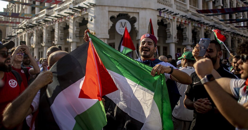 Los fanáticos árabes se enfrentan a los medios israelíes en la Copa del Mundo de Qatar