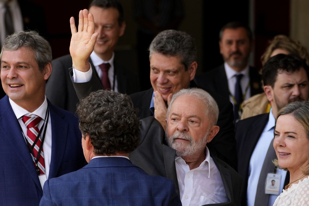 Lula negocia con el Congreso de Brasil cómo pagar su gran promesa electoral