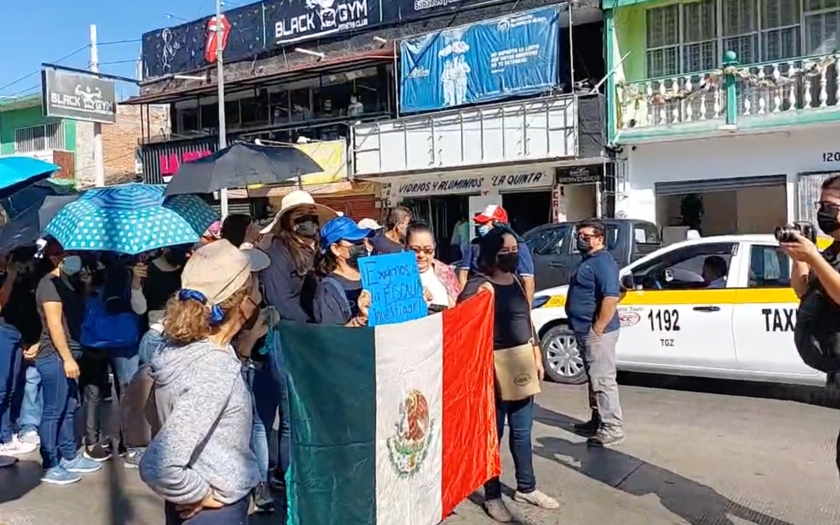Marchan por Paola Yazmín Ocampo, hallada sin vida en cisterna de primaria en Chiapas