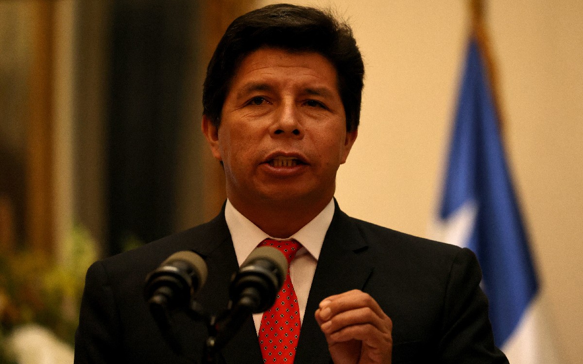 Pedro Castillo disuelve Congreso de Perú e impone toque de queda