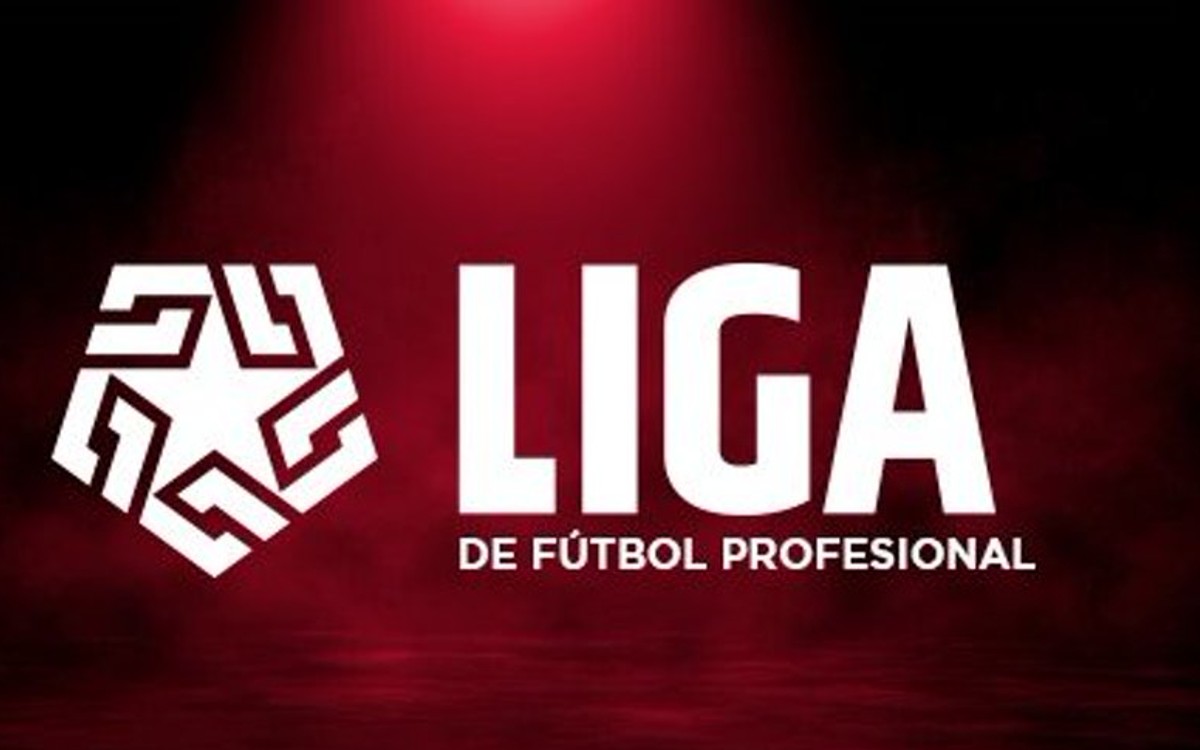 Posponen inicio de la liga de futbol peruana debido al estado de emergencia en el país