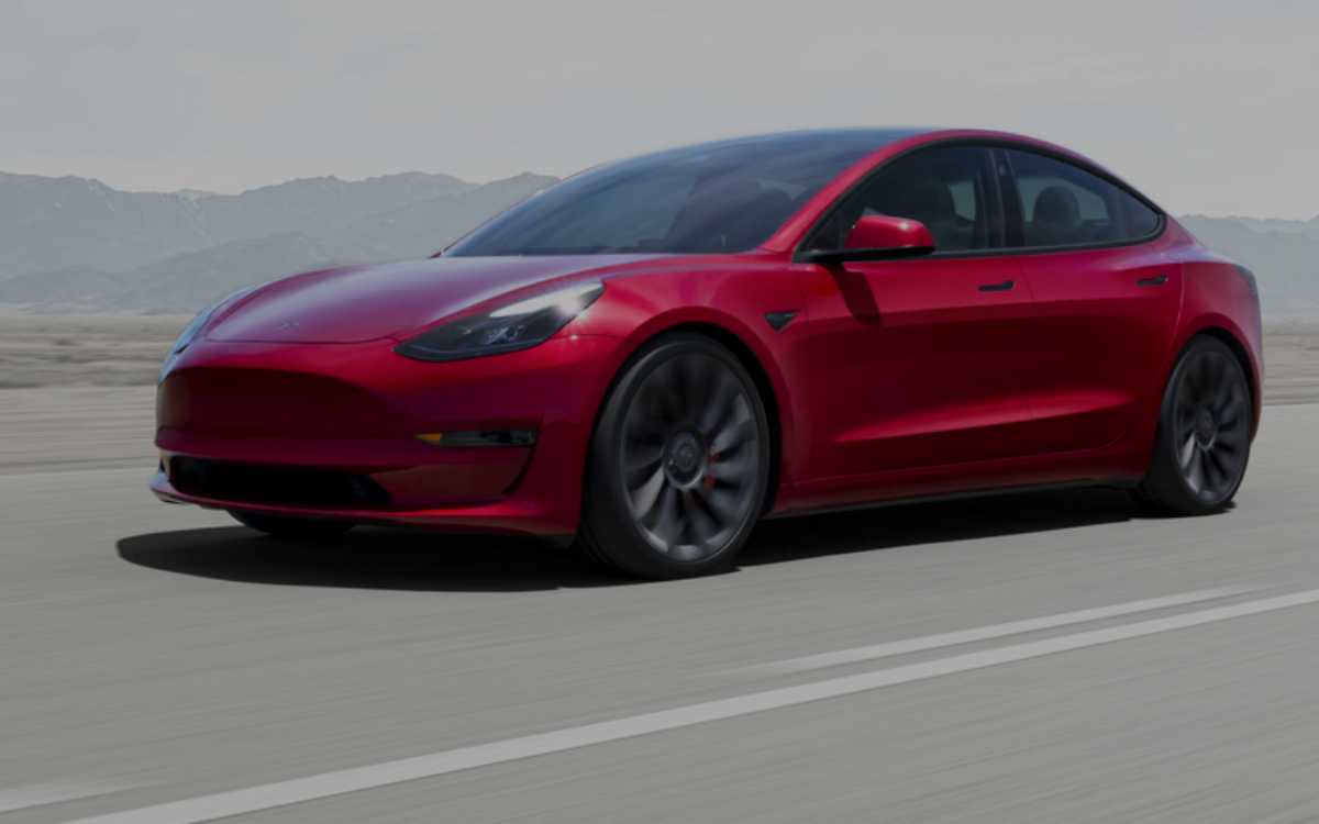 Tesla abre vacantes de trabajo en Nuevo León