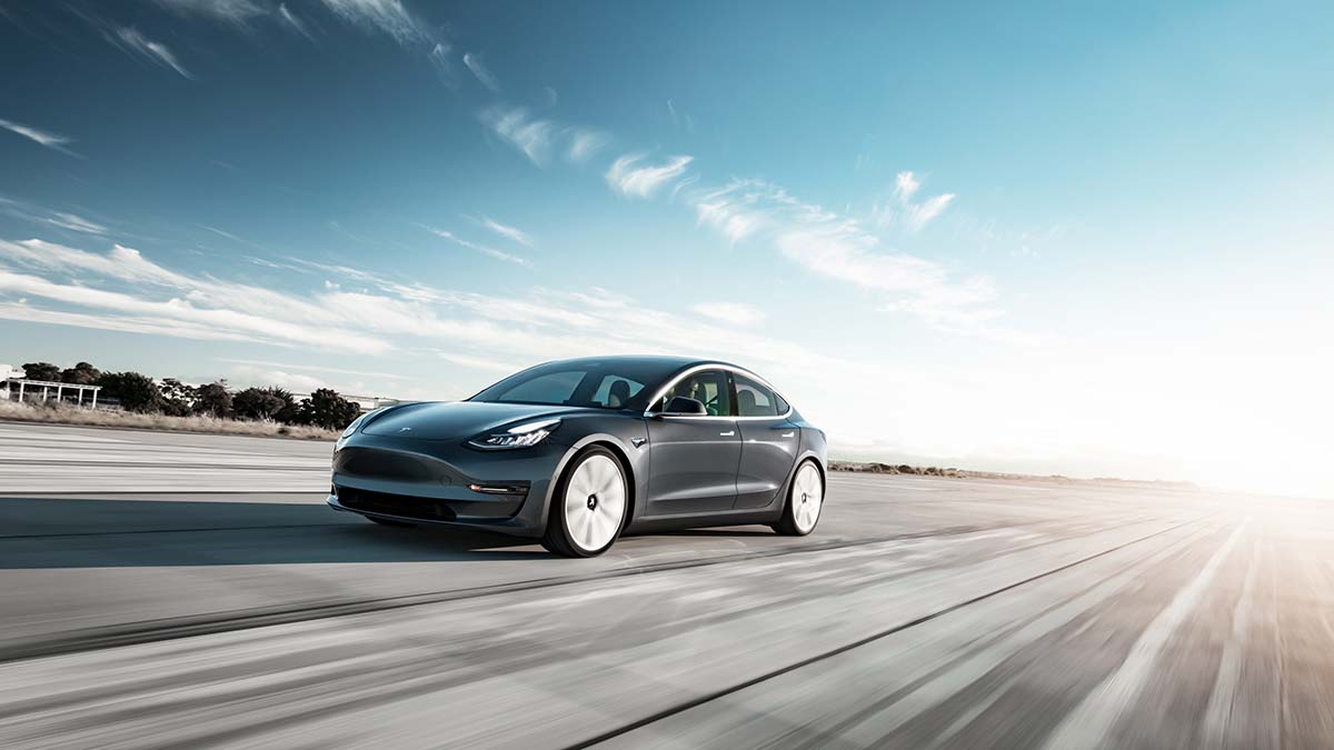 Tesla duplica el descuento de fin de año en sus 2 modelos más vendidos