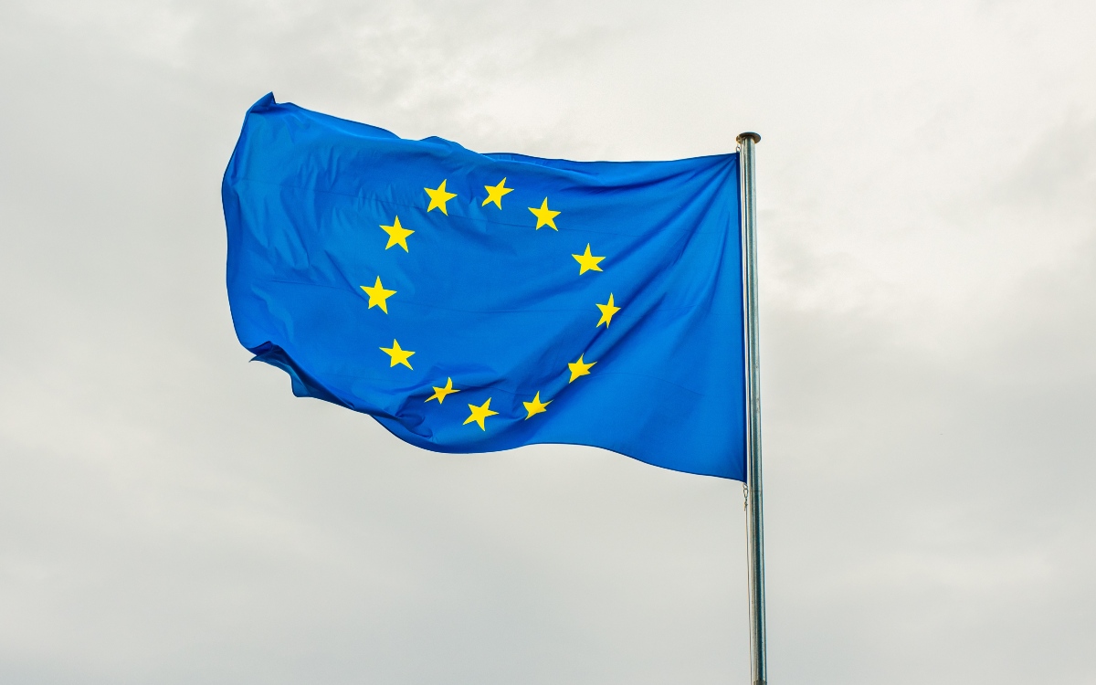 UE acuerda dar a Bosnia y Herzegovina estatus de candidato