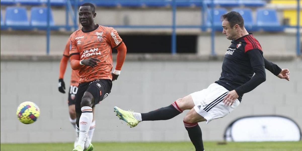 Un Osasuna atrevido empata en los minutos finales ante el Lorient (1-1)