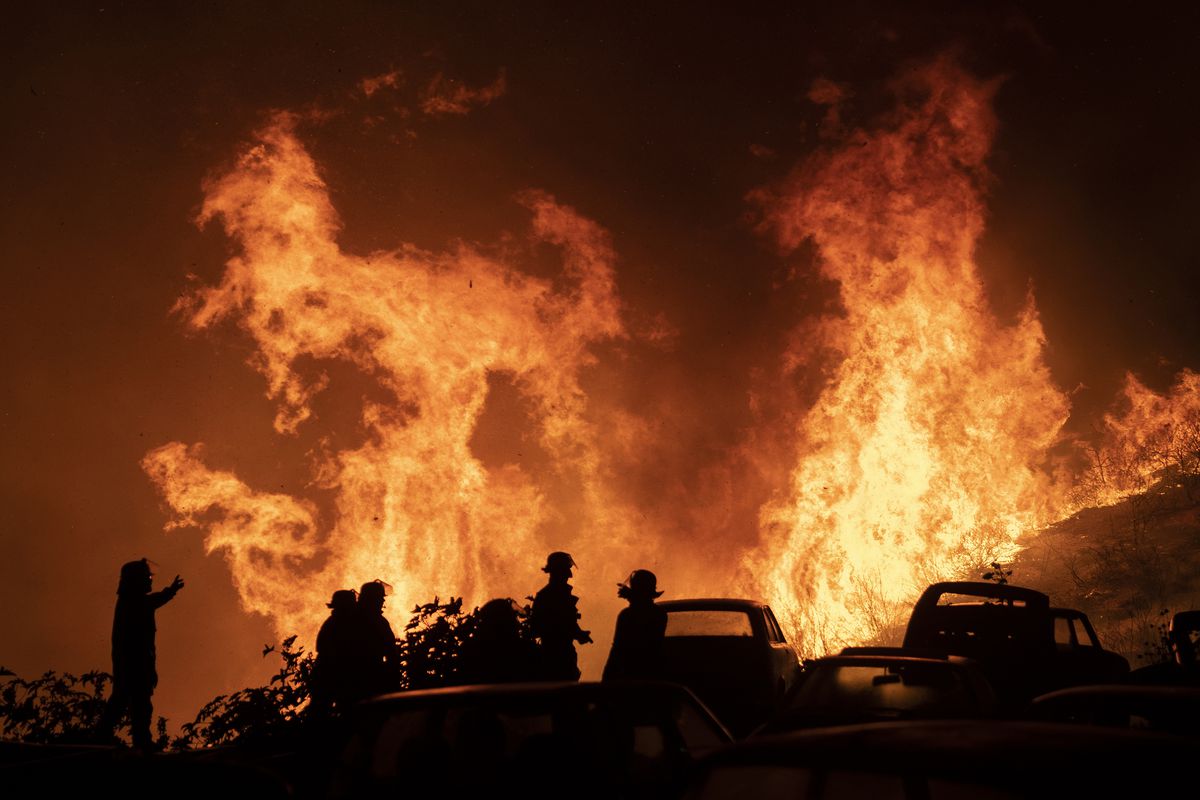 Un incendio en la ciudad chilena de Viña del Mar deja un muerto y 130 casas quemadas