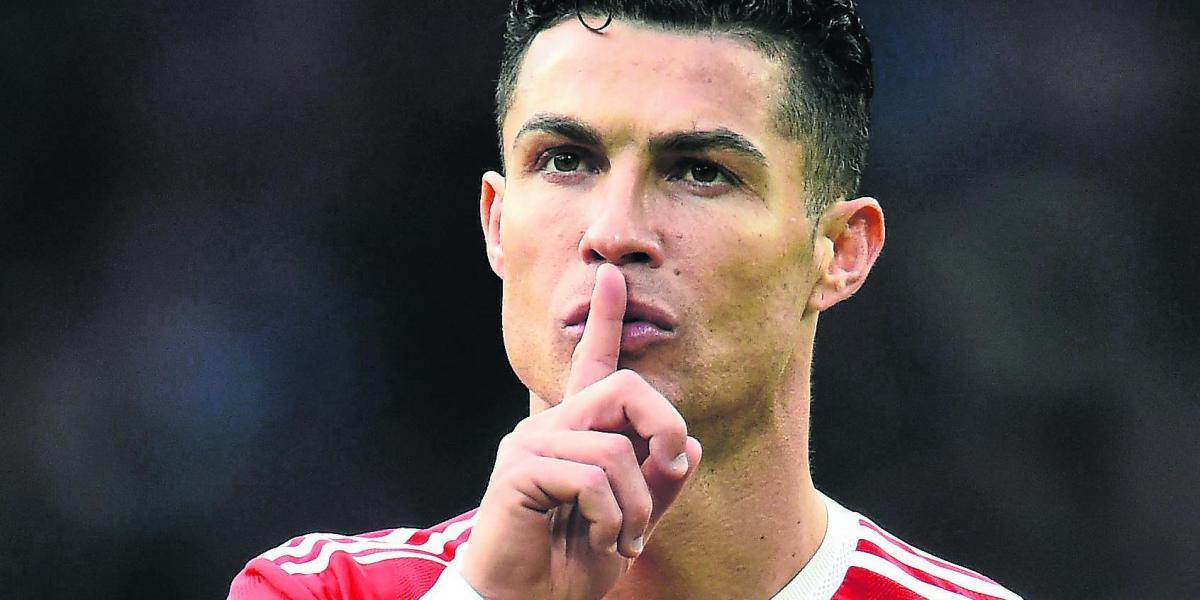 'The Sun' desliza el nombre de los cuatro amigos de Ronaldo en el vestuario del United