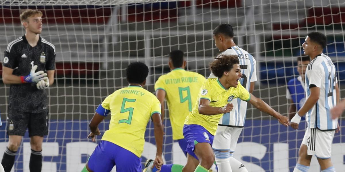 1-3: Brasil golea en el Clásico Sudamericano Sub 20