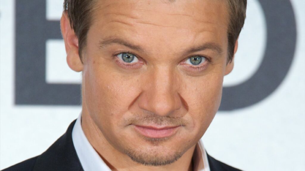 El actor Jeremy Renner, el “Ojo de Halcón” en Marvel, en estado crítico tras sufrir accidente