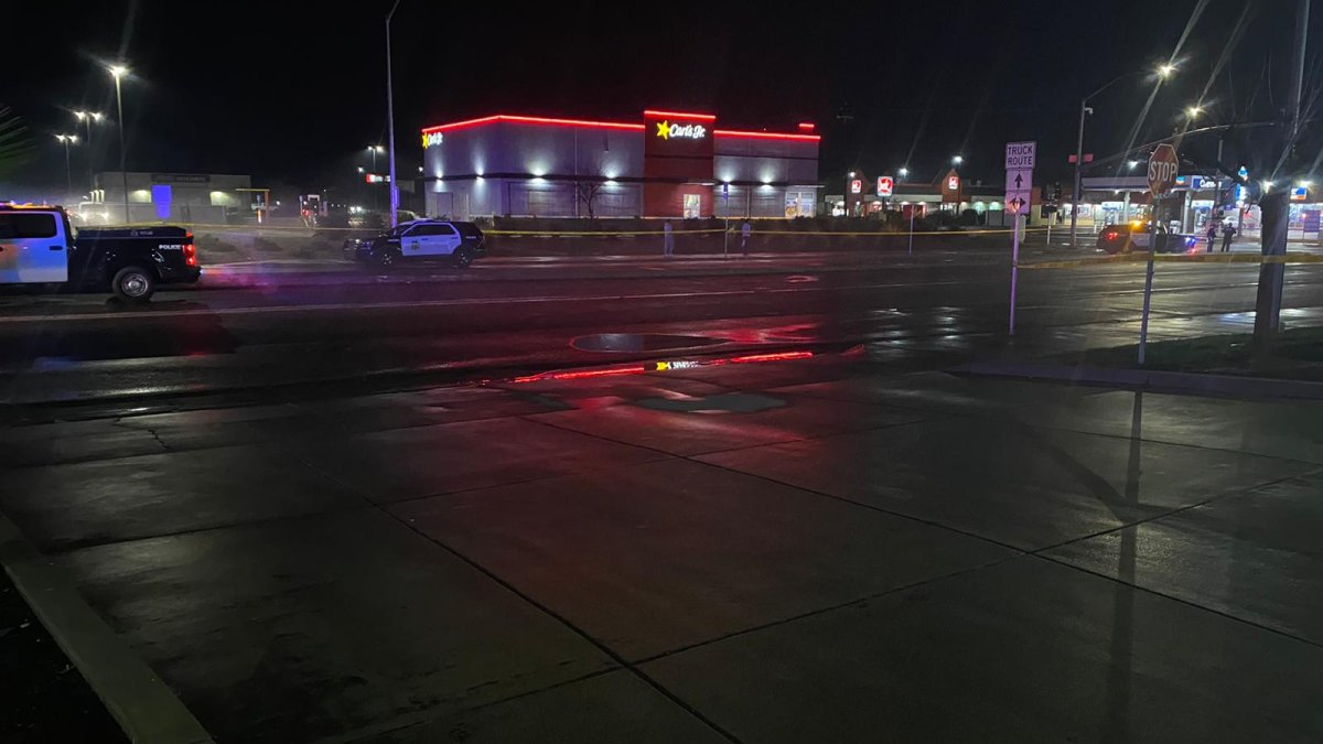 peatón muere atropellado por dos vehículos en Fresno