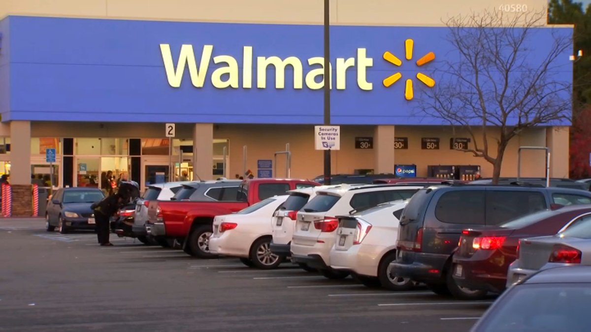 agresor que mató a empleada de Walmart la había amenazado de muerte
