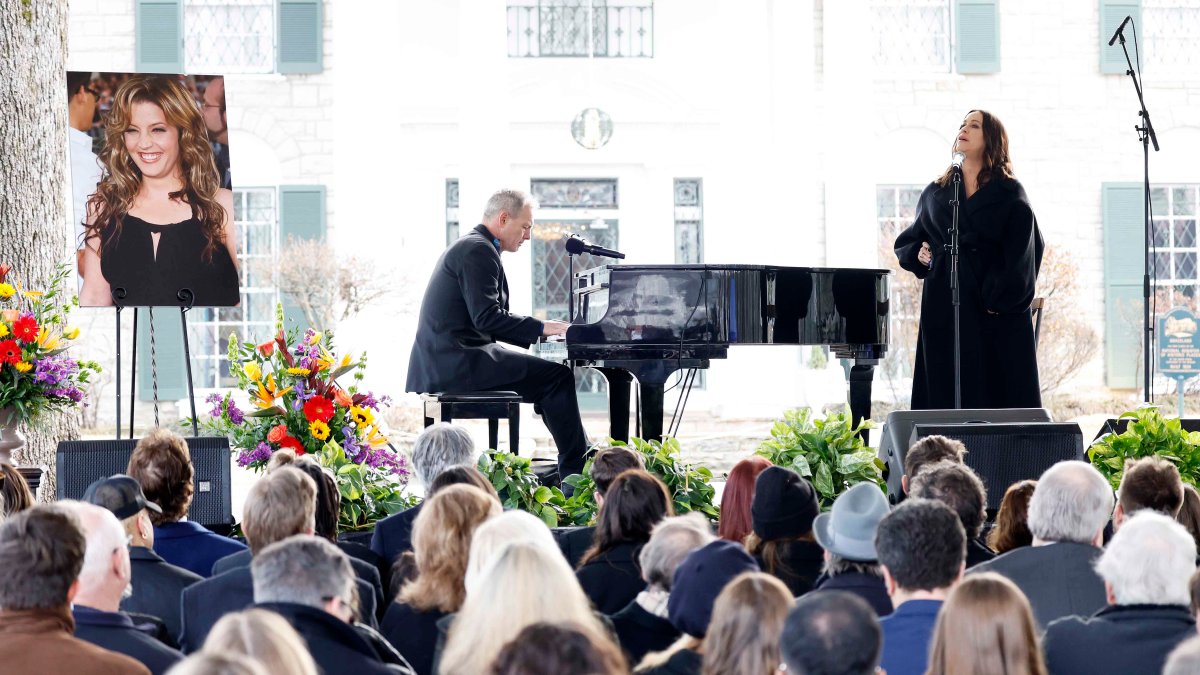 Despiden a Lisa Marie Presley con un funeral público en Graceland