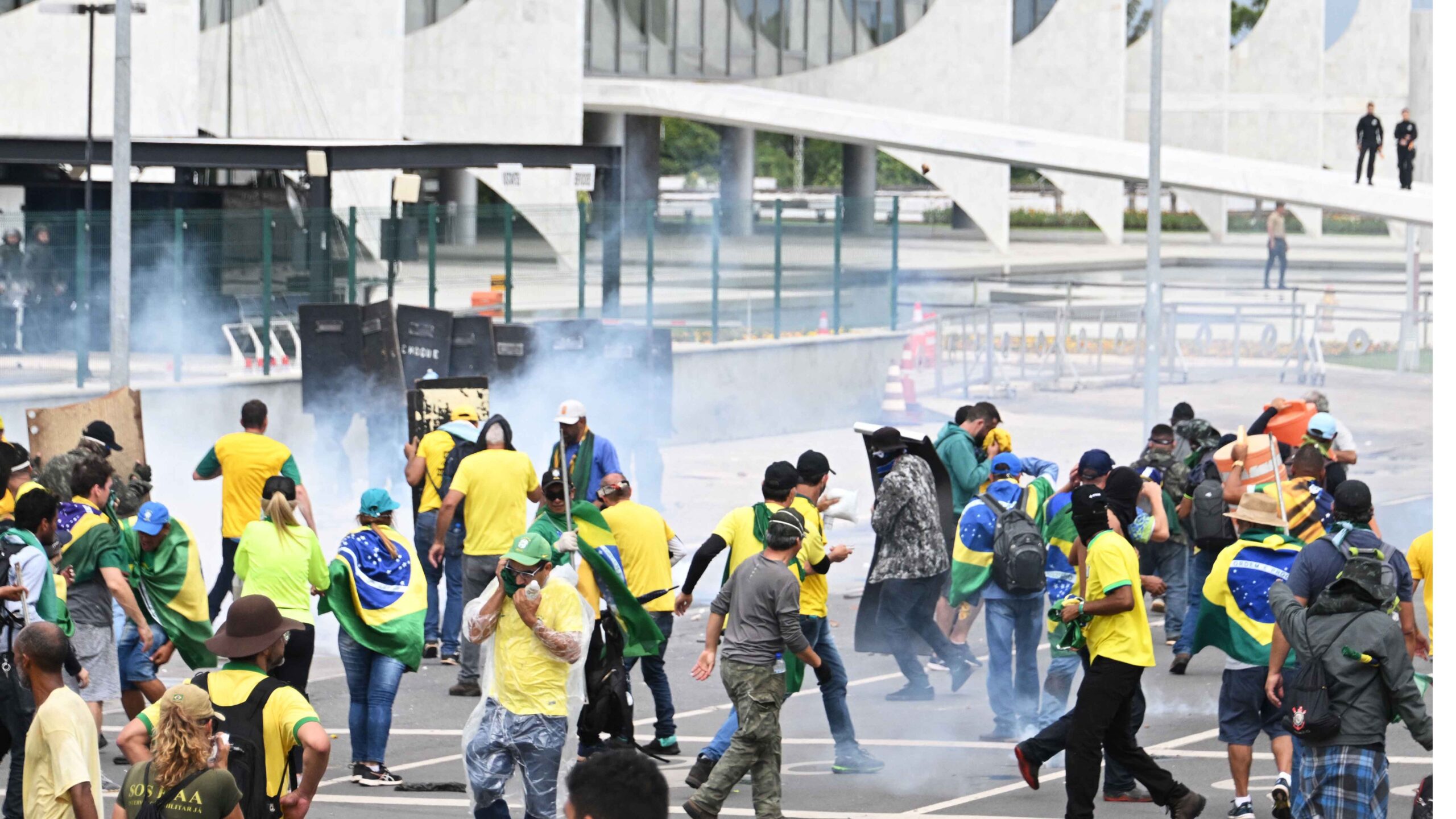 Brasil: partidarios de Bolsonaro asaltan el Congreso, la Corte Suprema y el Palacio Presidencial