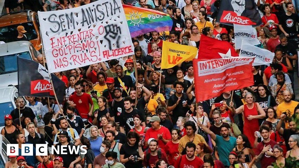Congreso de Brasil: Miles participan en manifestaciones a favor de la democracia
