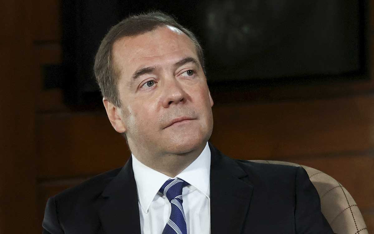 Derrota de Rusia en Ucrania podría provocar 'una guerra nuclear': Medvedev