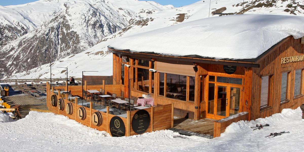 Descubre los mejores restaurantes para comer en la nieve