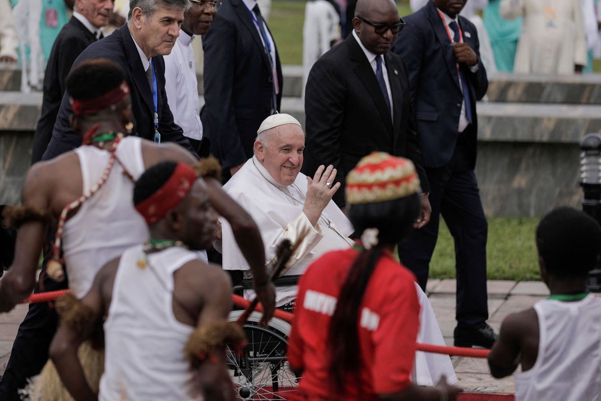 El Papa en el Congo: “¡Quiten las manos de África. Dejen de asfixiarla!”