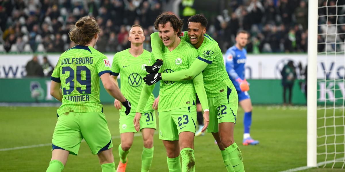 El Wolfsburgo baja de la nube al Friburgo con una goleada