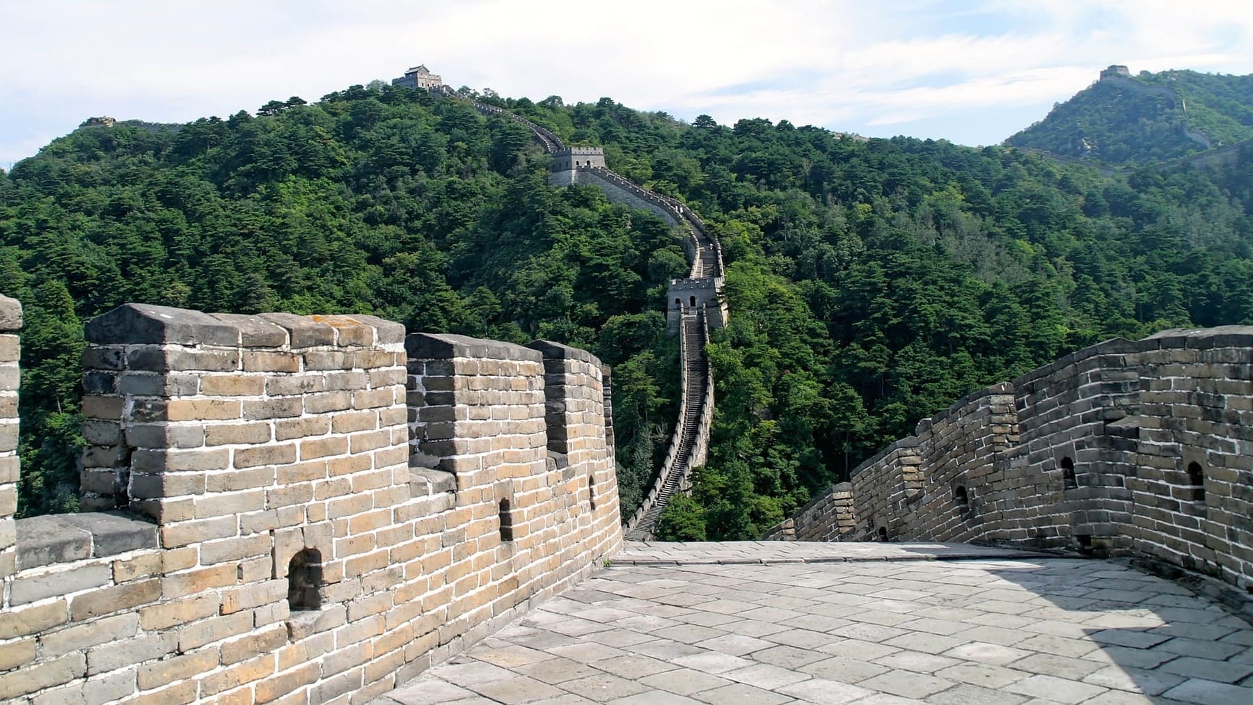 Esto es lo que mide la Gran Muralla China y lo que tardarás en recorrerla