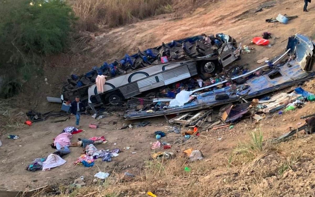 Fallece la víctima 16 del accidente de guanajuatenses en Nayarit