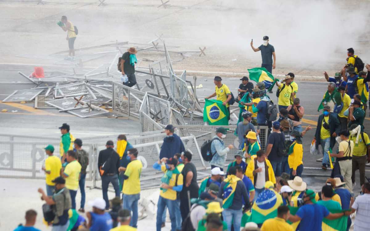Golpistas invaden Congreso, Corte y Palacio de gobierno de Brasil