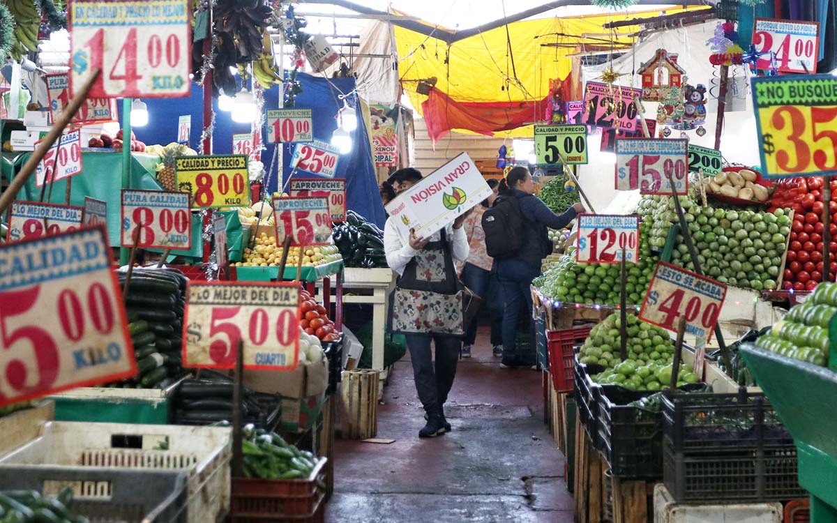 Inflación general en México se estabilizó en primera mitad enero: Sondeo