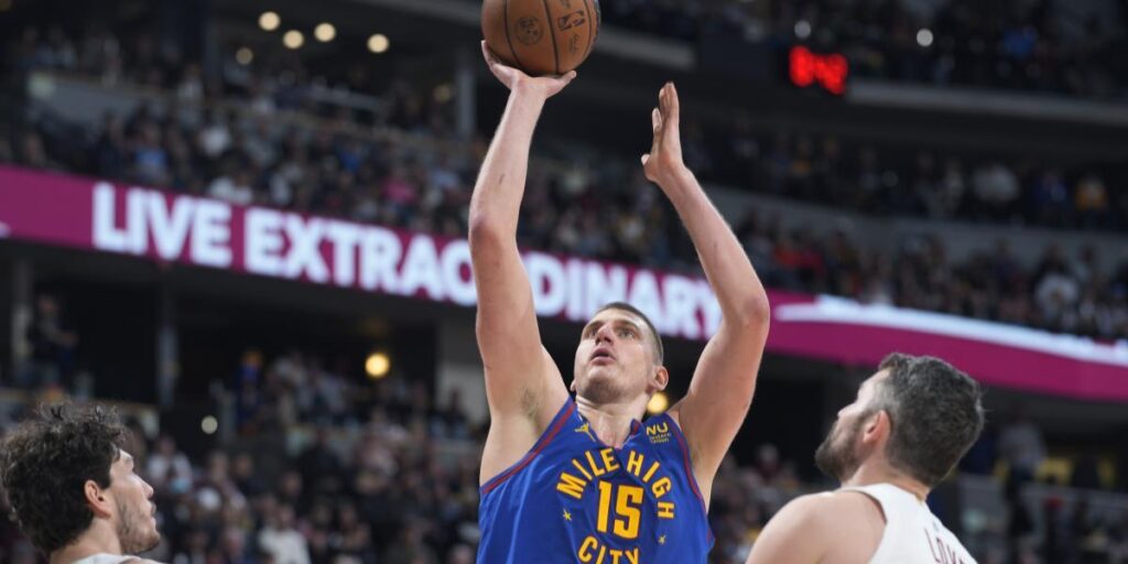 Jokic y los Nuggets, imparables