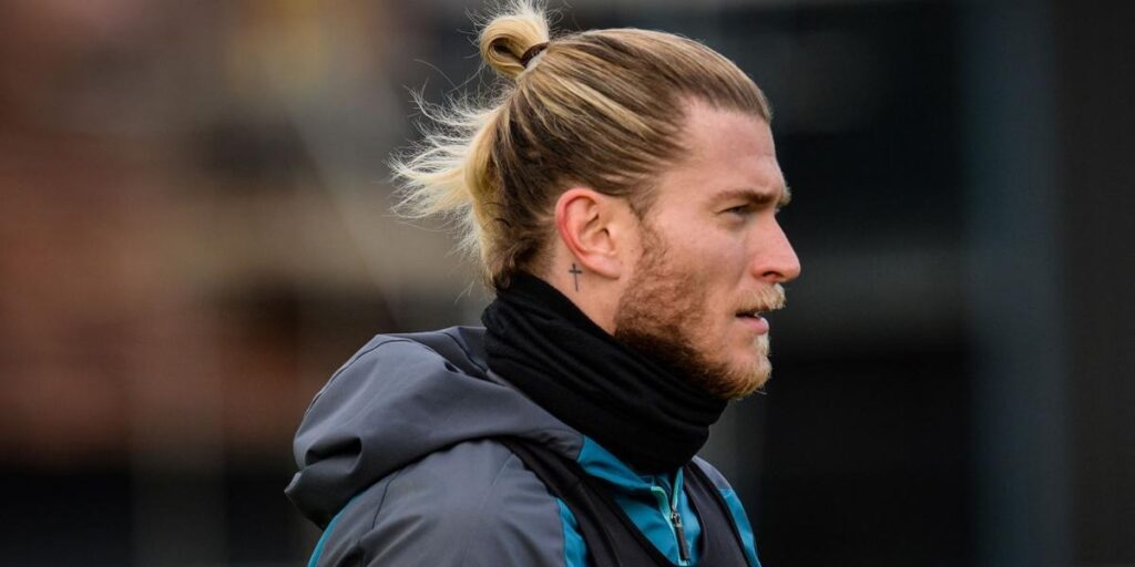 Karius no juega ni un minuto, pero renueva por el Newcastle