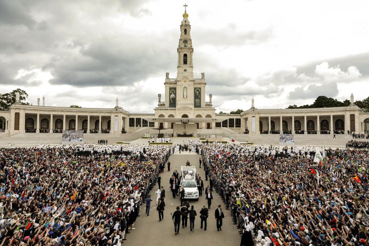La Iglesia de Portugal accede a revisar el escenario para la visita del Papa tras la polémica por su elevado coste