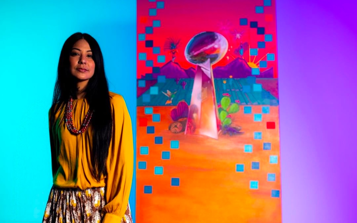 ‘La Morena’, pintora chicana y aborigen, crea el boleto del Super Bowl