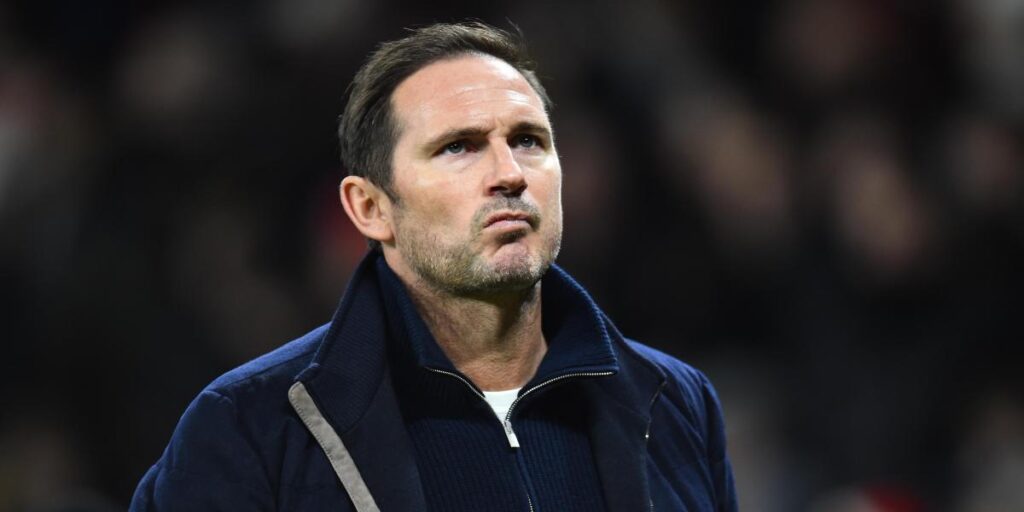 Lampard ve su futuro "fuera de control"