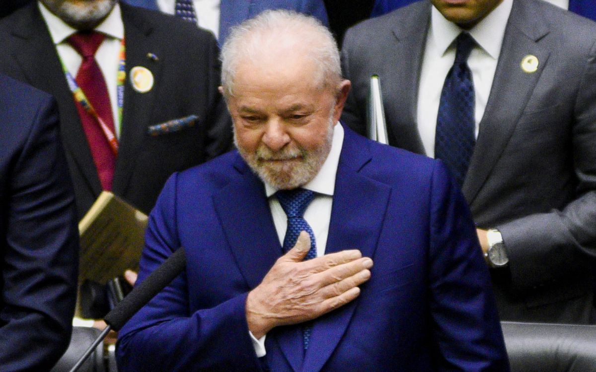 Lula asume presidencia de Brasil: ‘democracia venció a ultraderecha’