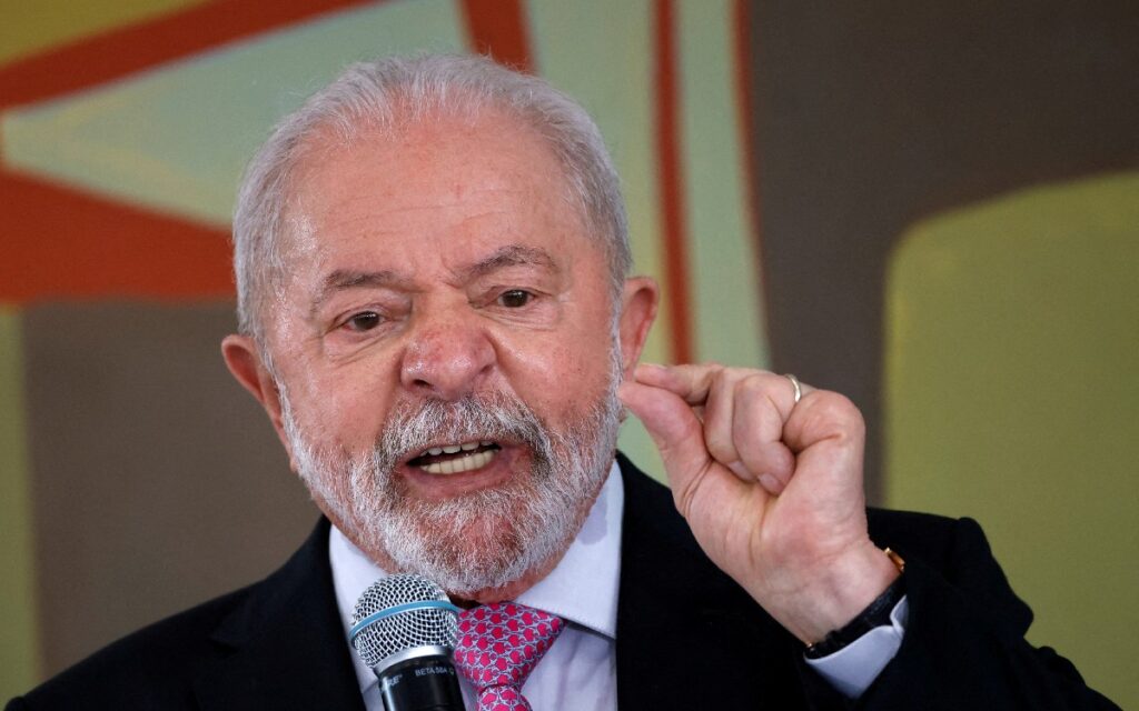 Lula destituye al comandante del Ejército brasileño