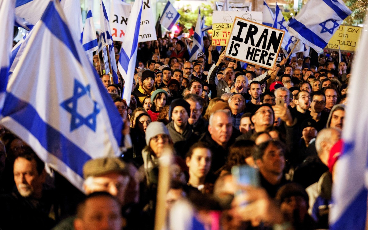 Multitudinaria manifestación en Israel contra reformas legales de Netanyahu