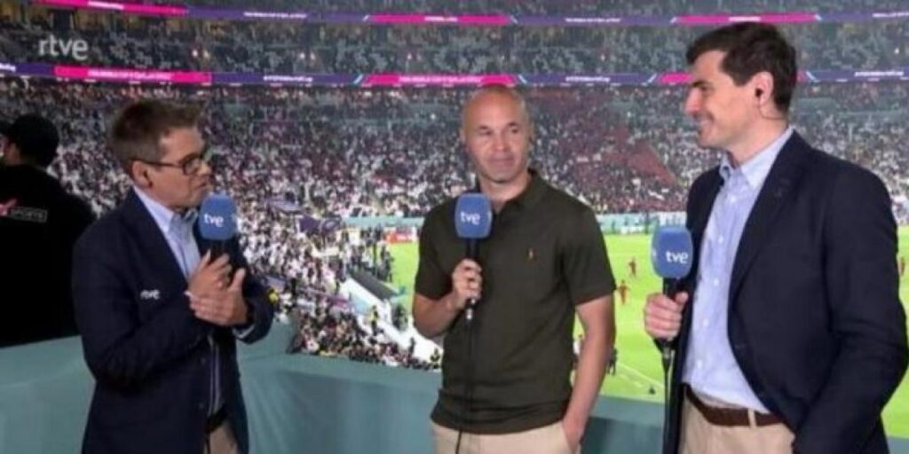 Salen a la luz los sueldos de Iker Casillas y Andrés Iniesta por comentar el Mundial de Qatar