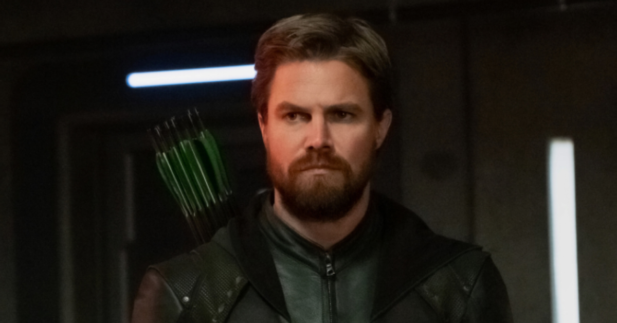 Stephen Amell rompe el silencio sobre el regreso de Green Arrow para la temporada final de The Flash